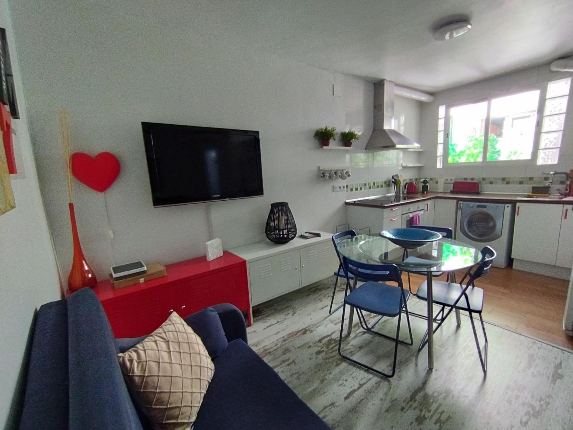 Apartment Barca 1 Camp Nou ロスピタレート・デ・リョブレガート エクステリア 写真
